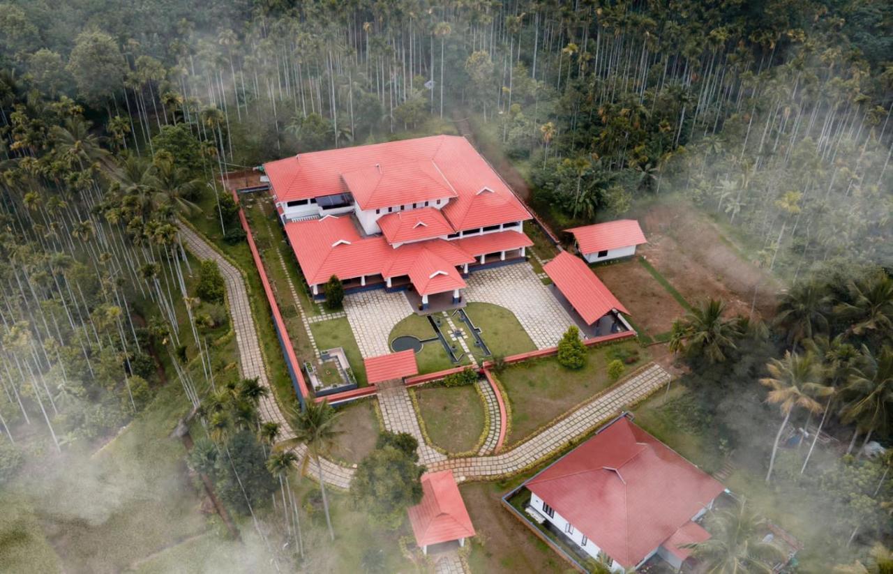 فندق Wayanad Mace Mansion Kenichira المظهر الخارجي الصورة