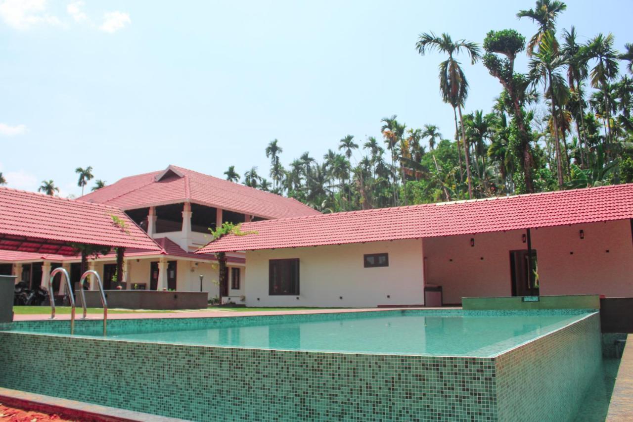 فندق Wayanad Mace Mansion Kenichira المظهر الخارجي الصورة